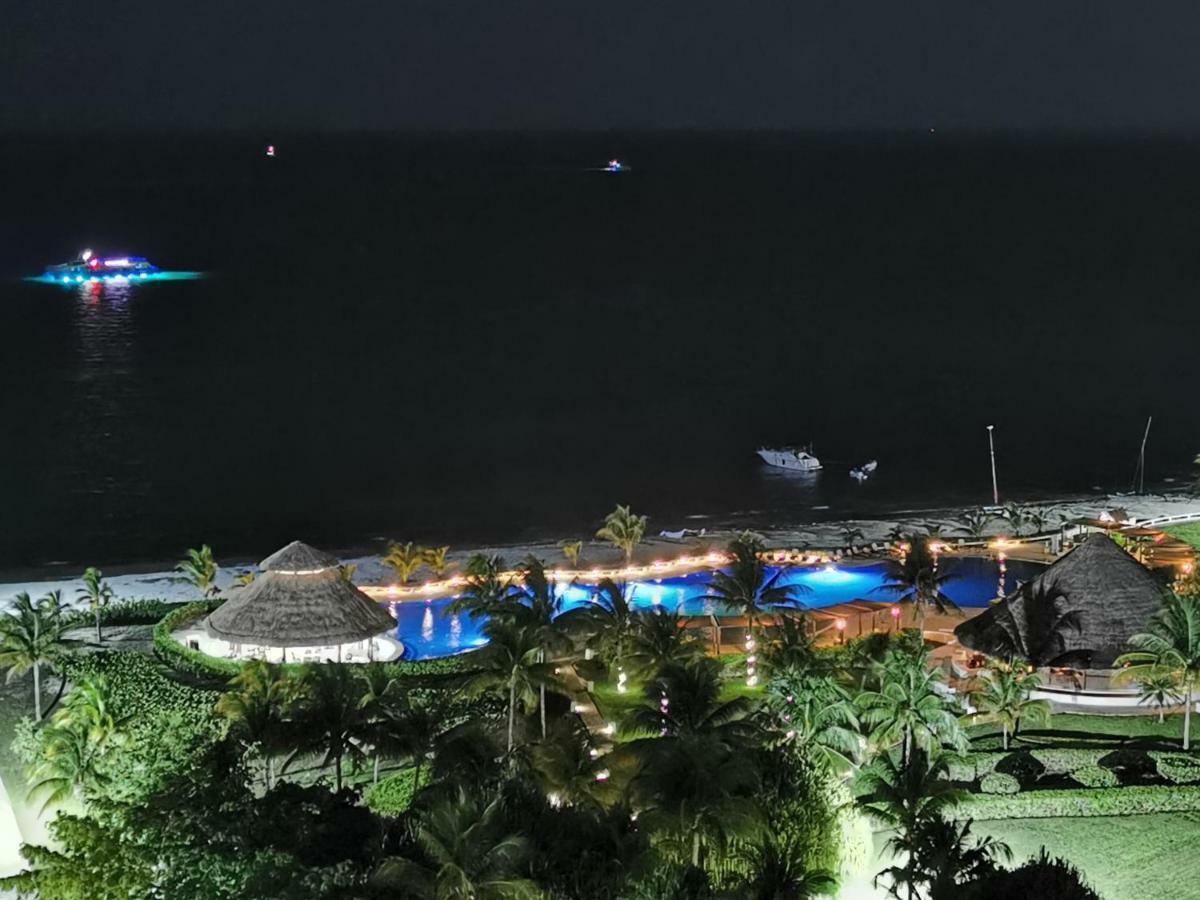 Pent House Amazing View Beachfront Cancun Exterior photo